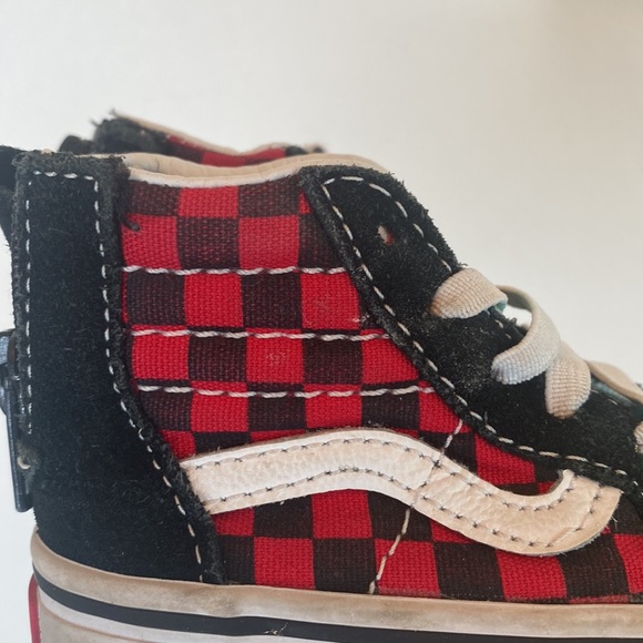 Vans Checkered high top shoes size 4 - Picture 3 of 10